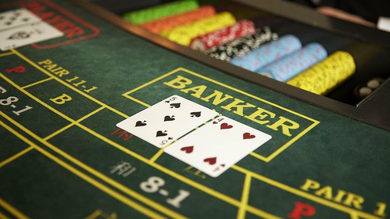 Baccarat hay Table game là hình thức giải trí xuất hiện từ lâu đời